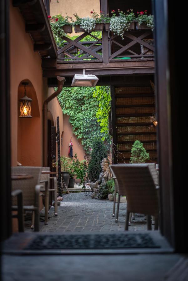 Mai Ram Yoga House Bed & Breakfast