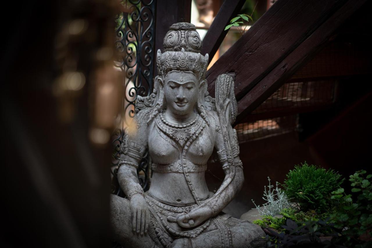 Mai Ram Yoga House Bed & Breakfast *